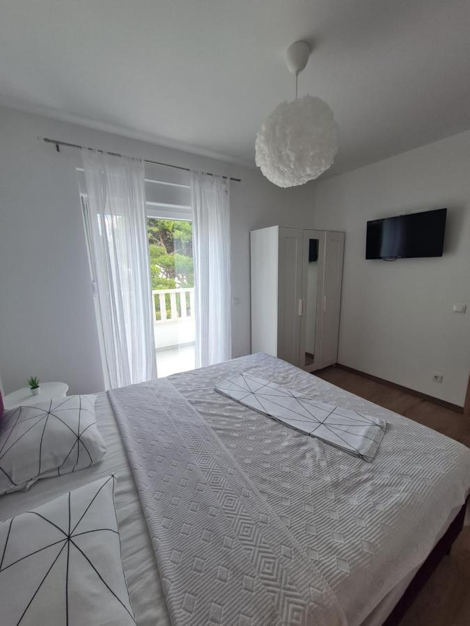 Apartmani Andrea Проманья Экстерьер фото