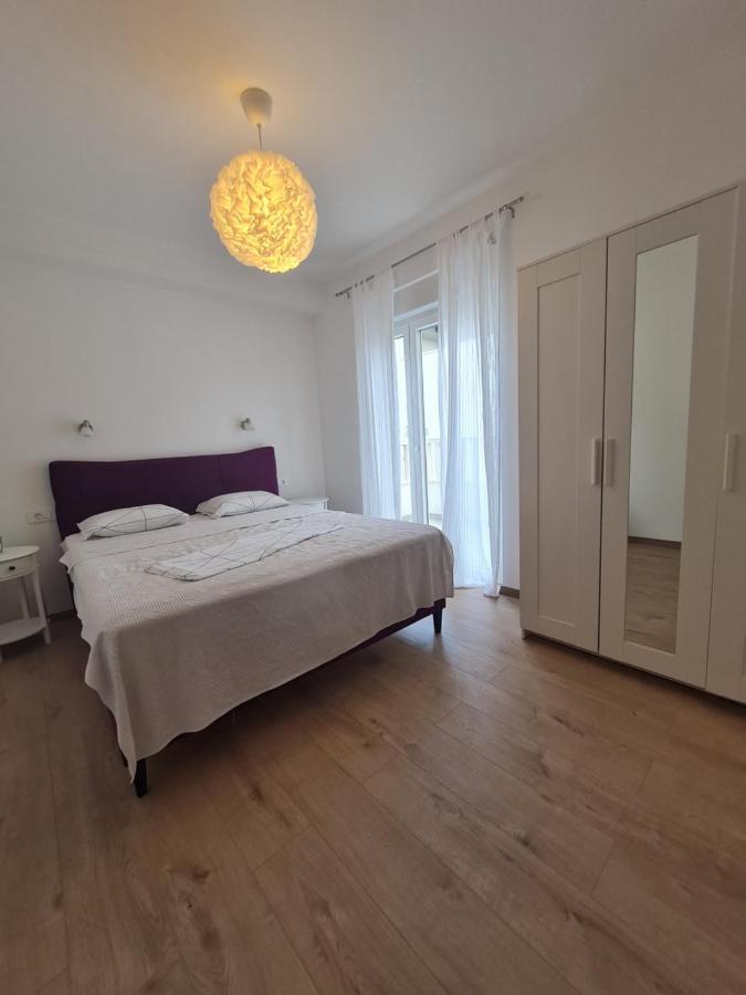 Apartmani Andrea Проманья Экстерьер фото